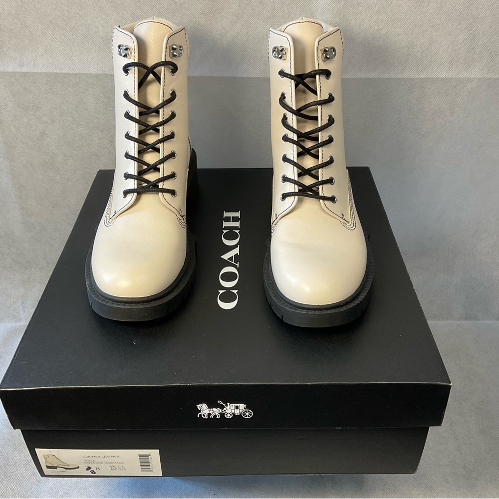 Coach Lorimer Leather boots size 7- Brand New with Box - Chalk Color - Picture 2 of 13